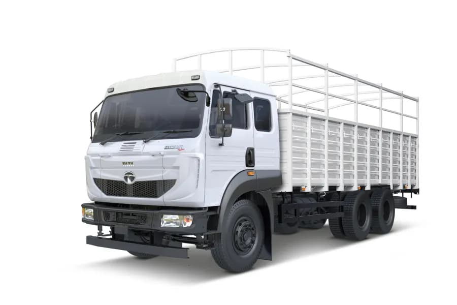 Tata LPT/Signa 2821.T White color