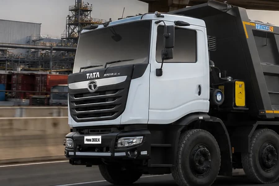 Tata Prima 3532.K/.TK SRT Front Grille & Left Side Cabin View