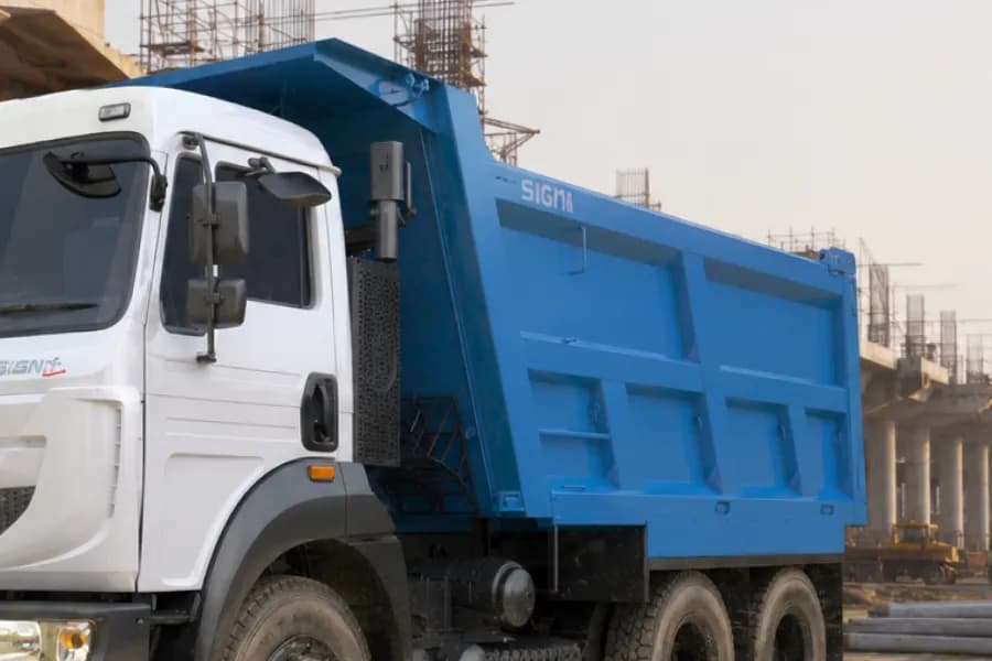 Tata Signa 2832.K/TK SRT Cargo Body View