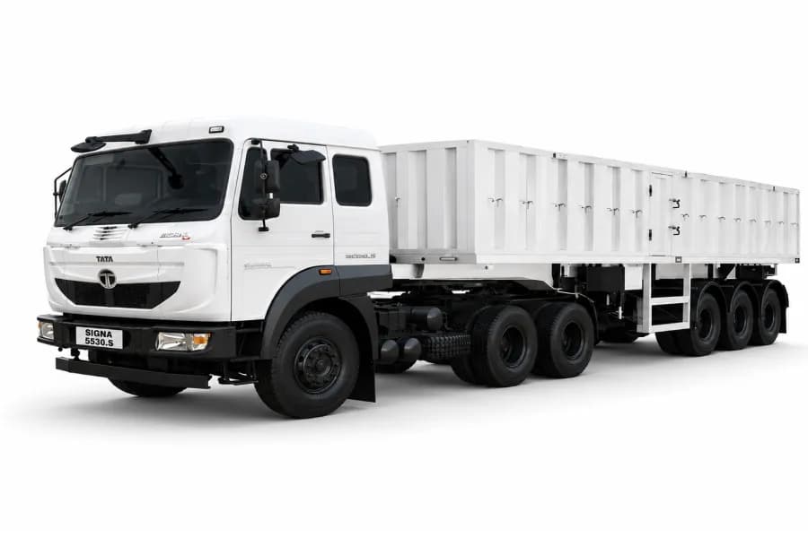 Tata Signa 5530.S White color