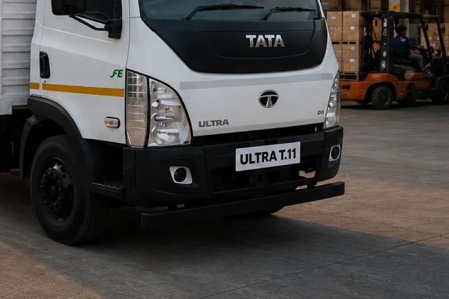 Tata Ultra T.11 Headlight View