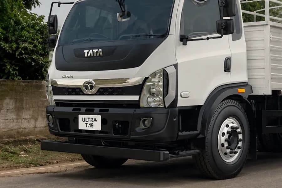 Tata Ultra T.19 Headlamp View