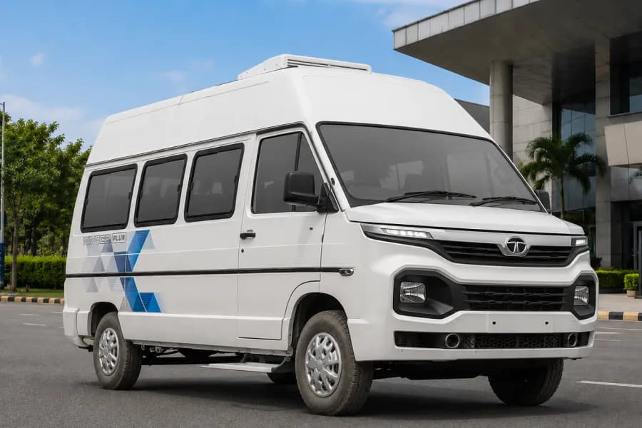 Tata Winger Plus Right Side View