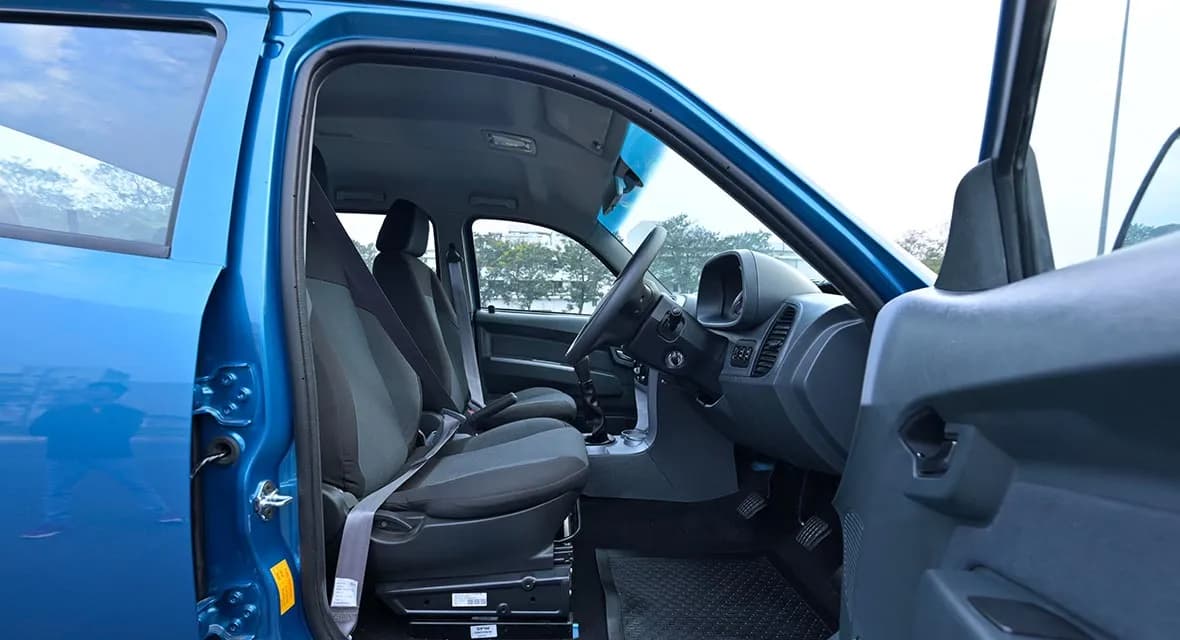 Tata Yodha Crew Cab Cabin View