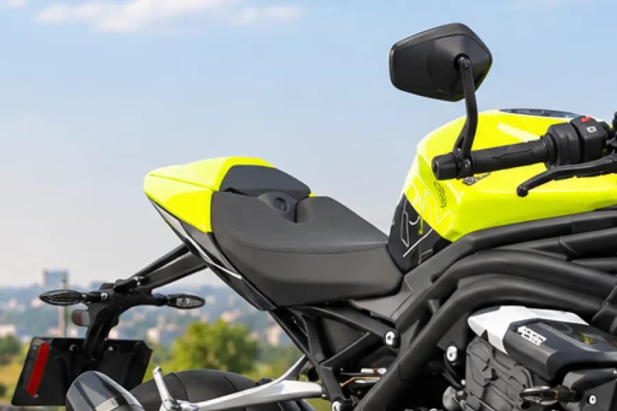 Triumph Speed Triple 1200 RX Split-Style Stepped Seat View