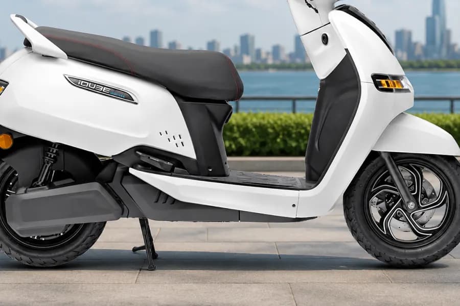TVS iQube Wheels View