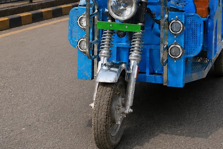 Udaan Premium Front Tyre View