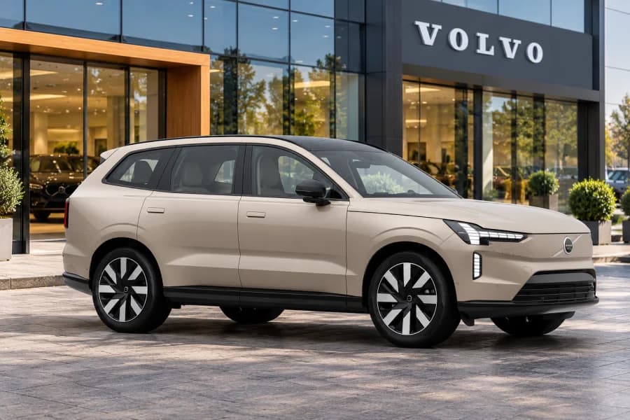 Volvo EX90 EV Side View