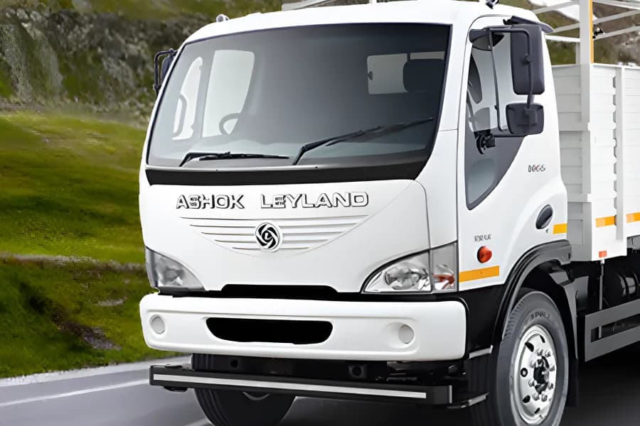Ashok Leyland BOSS 1115 Bumper View