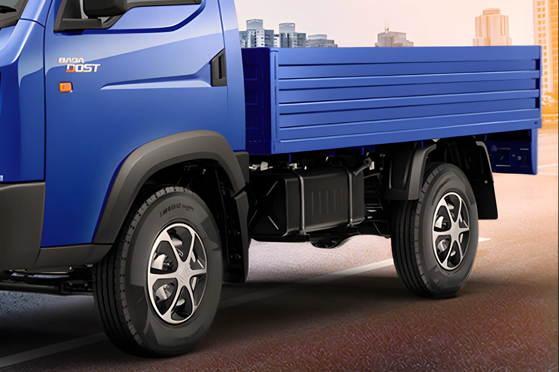 Ashok Leyland Bada Dost i2 Wheel View