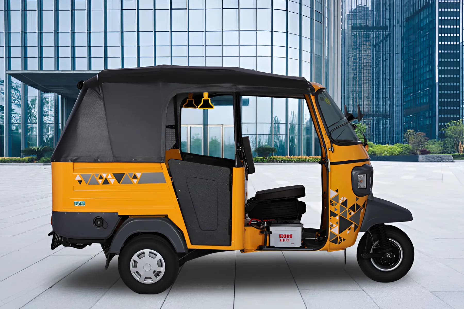Atul Gem Paxx Diesel Right Side View