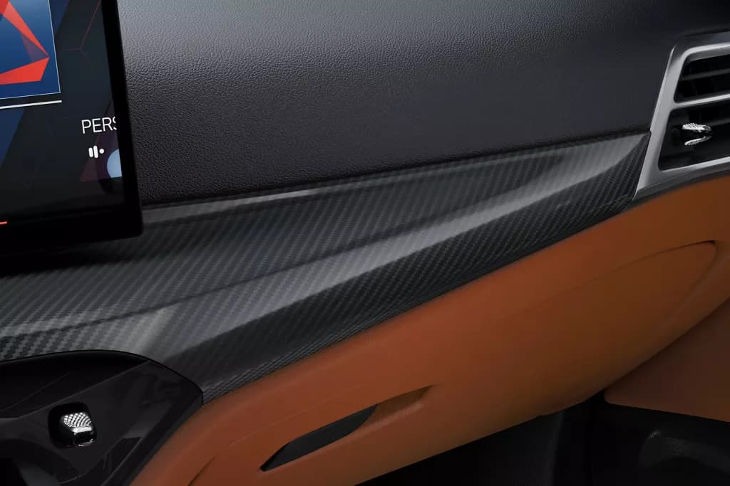 BMW M4 Competition Dashboard Storage Box View