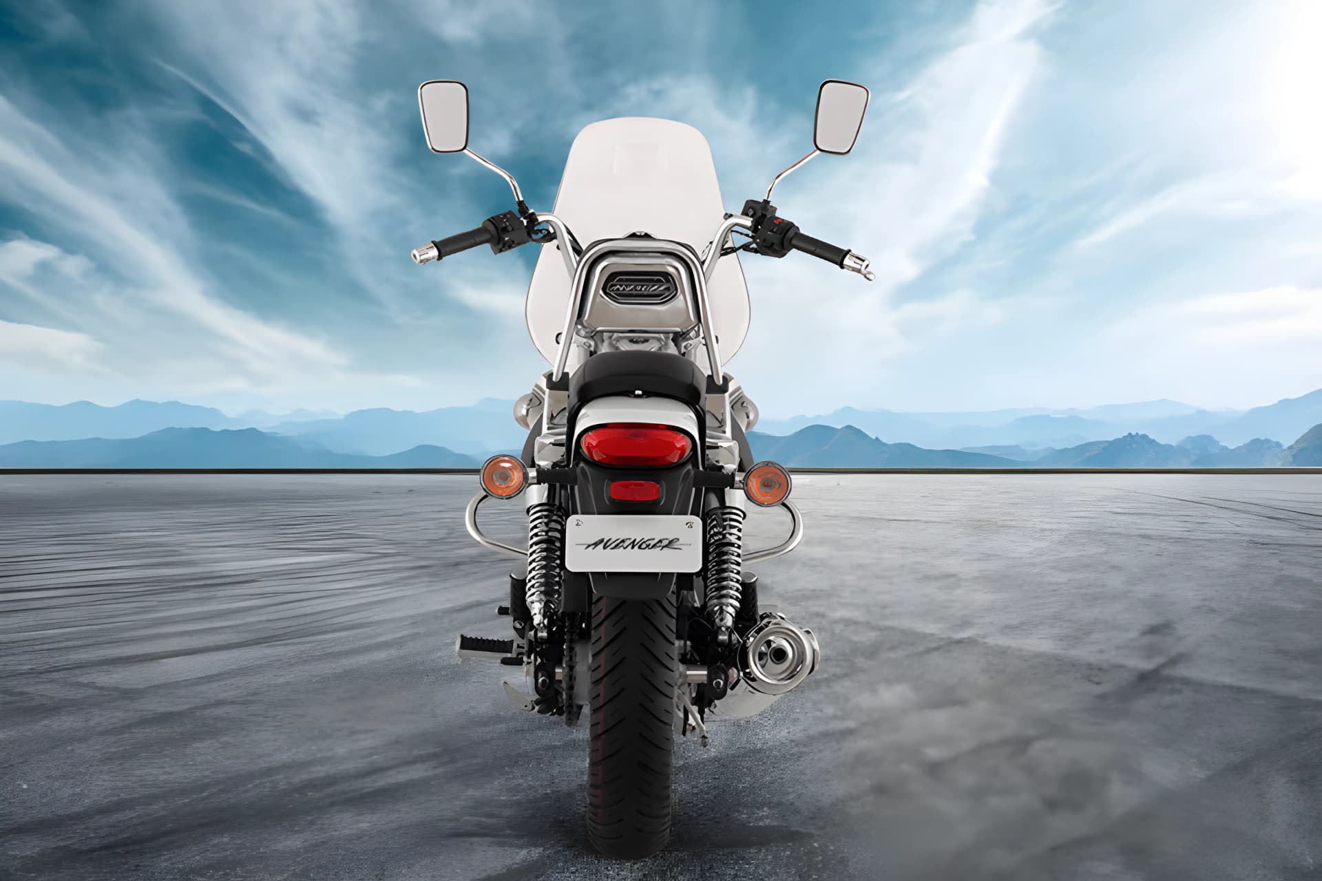 Bajaj Avenger 220 Cruise Rear View