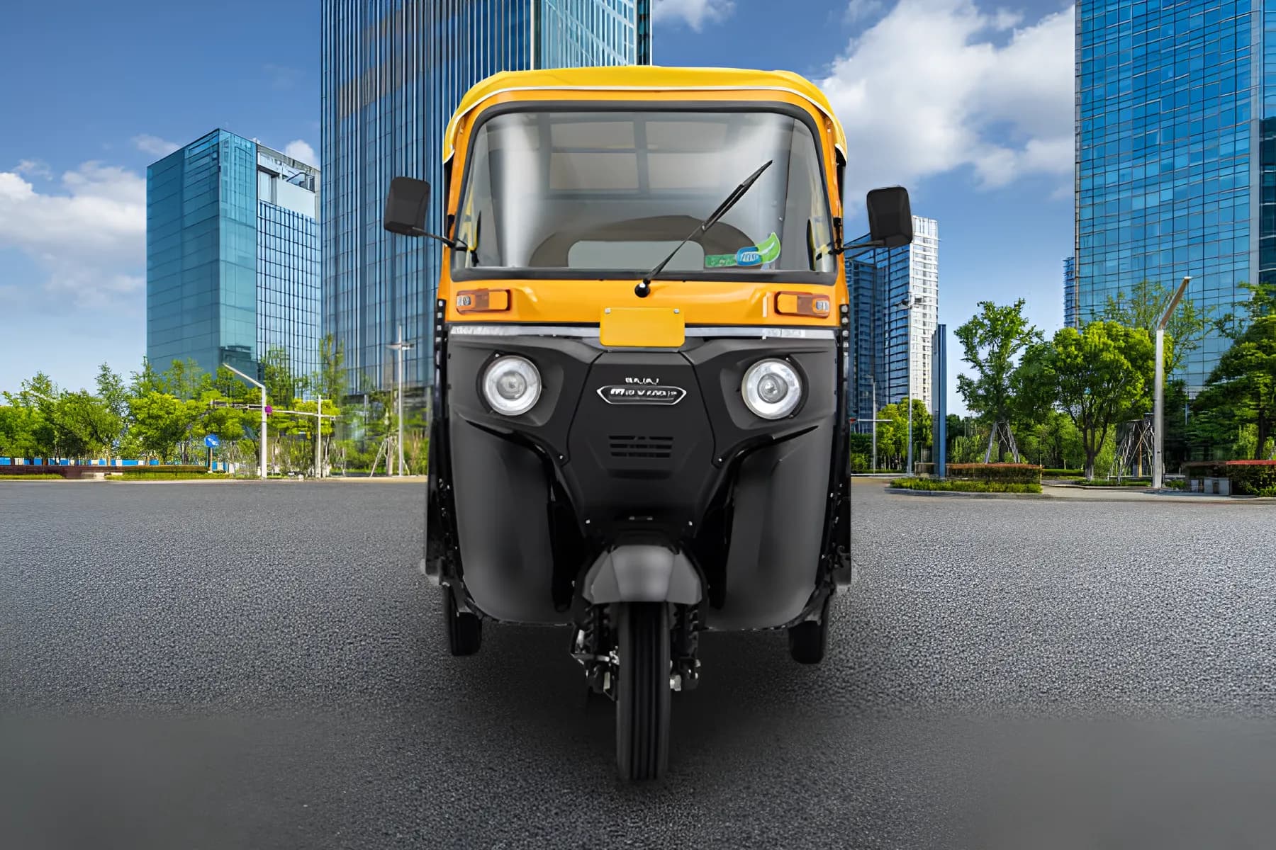 Bajaj Maxima Z Diesel Front Side View