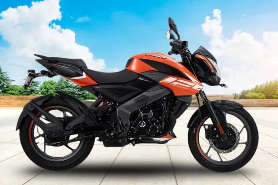 Bajaj Pulsar NS 125 Right Side View