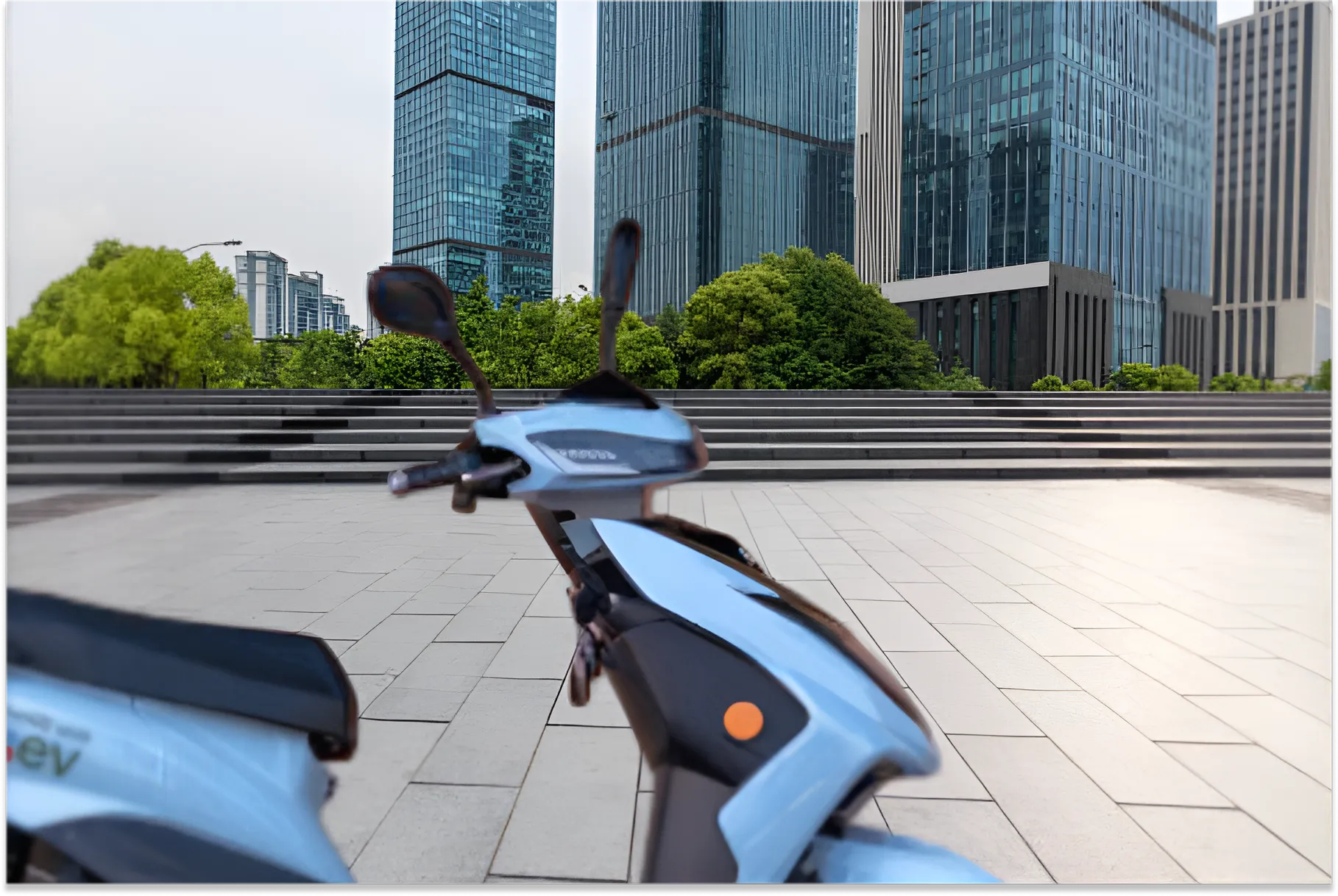 Batt RE Loev EV Handle View