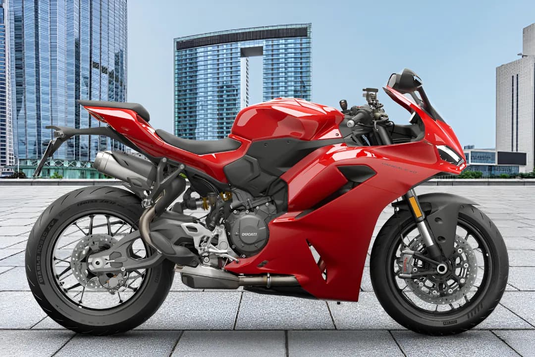Ducati Panigale V2 Right Side View