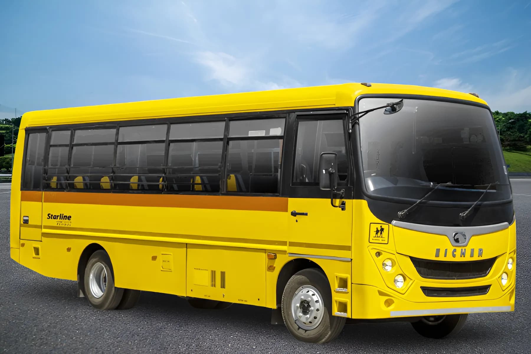 Eicher Starline Next 2075 H School Front Right View