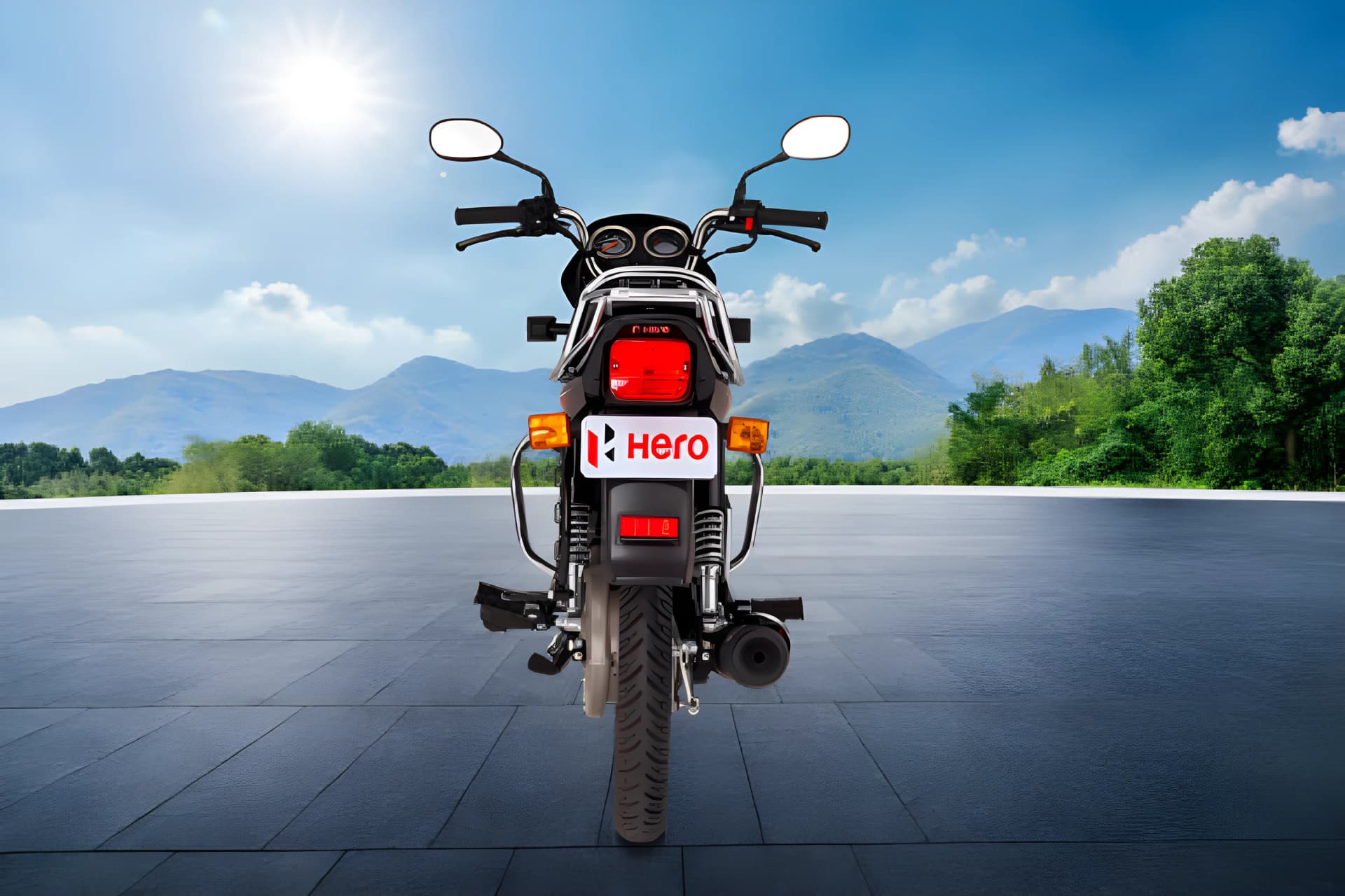 Hero Splendor Plus Rear Side View