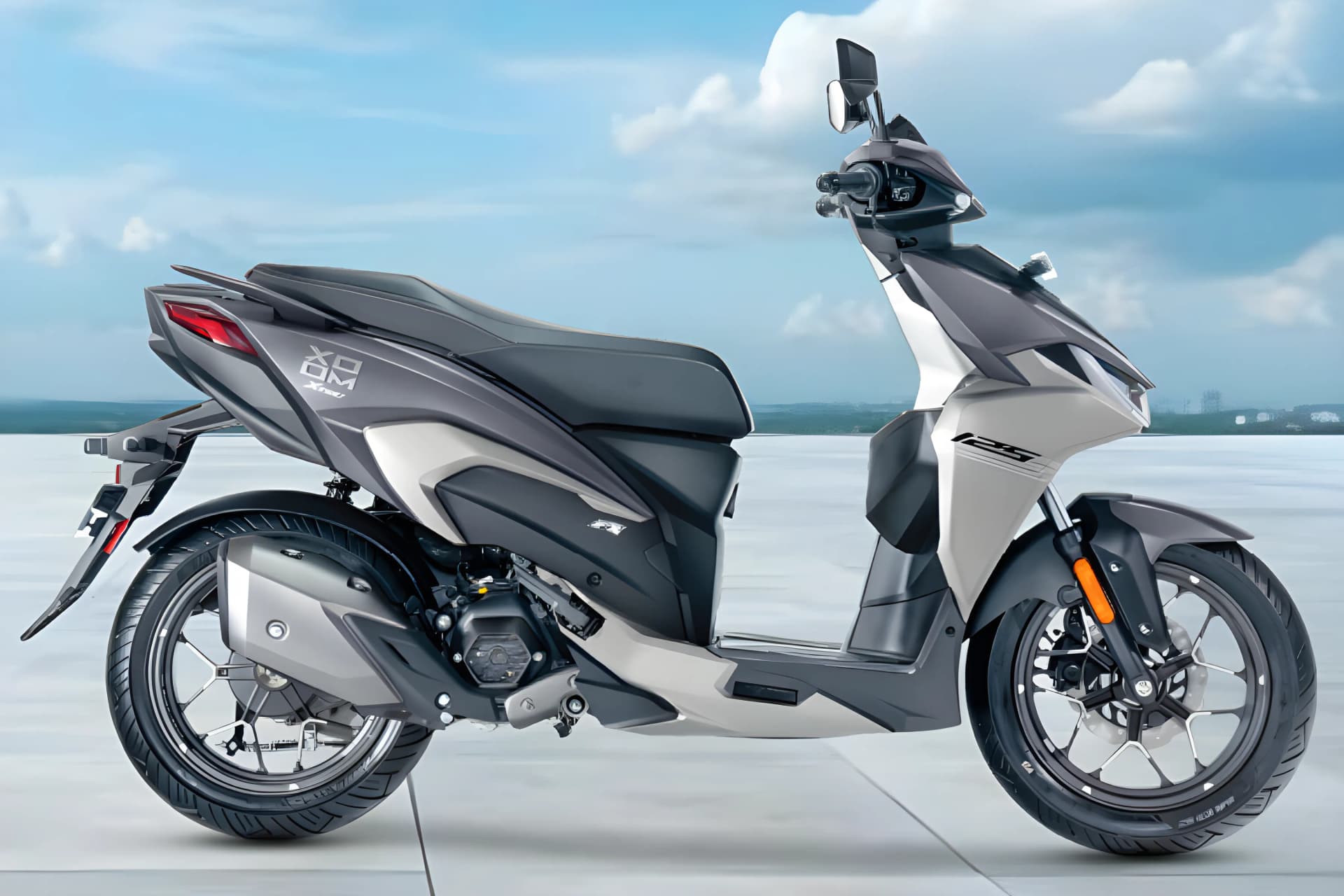 Hero Xoom 125 Images