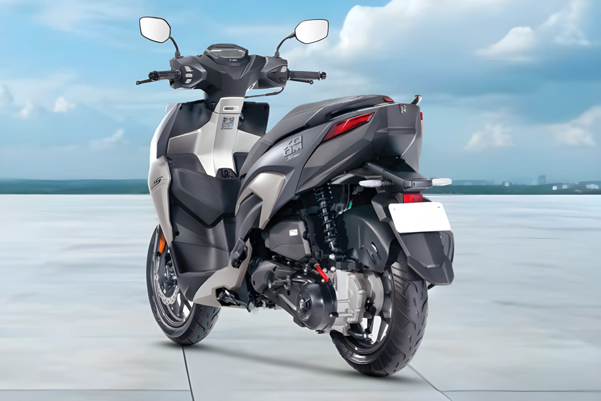 Hero Xoom 125 Rear Left View
