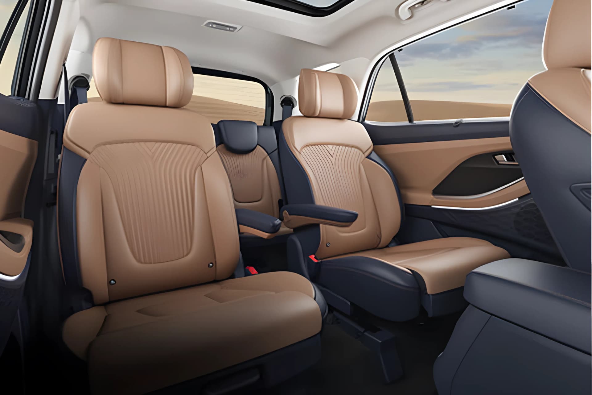 Hyundai Alcazar Rear Seat Armrest View