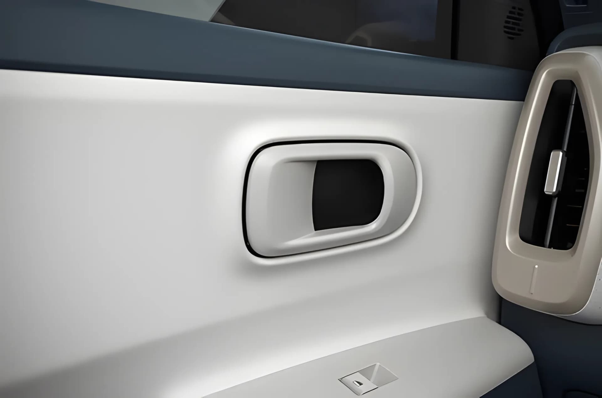 Hyundai Venue Inside Door Handle View
