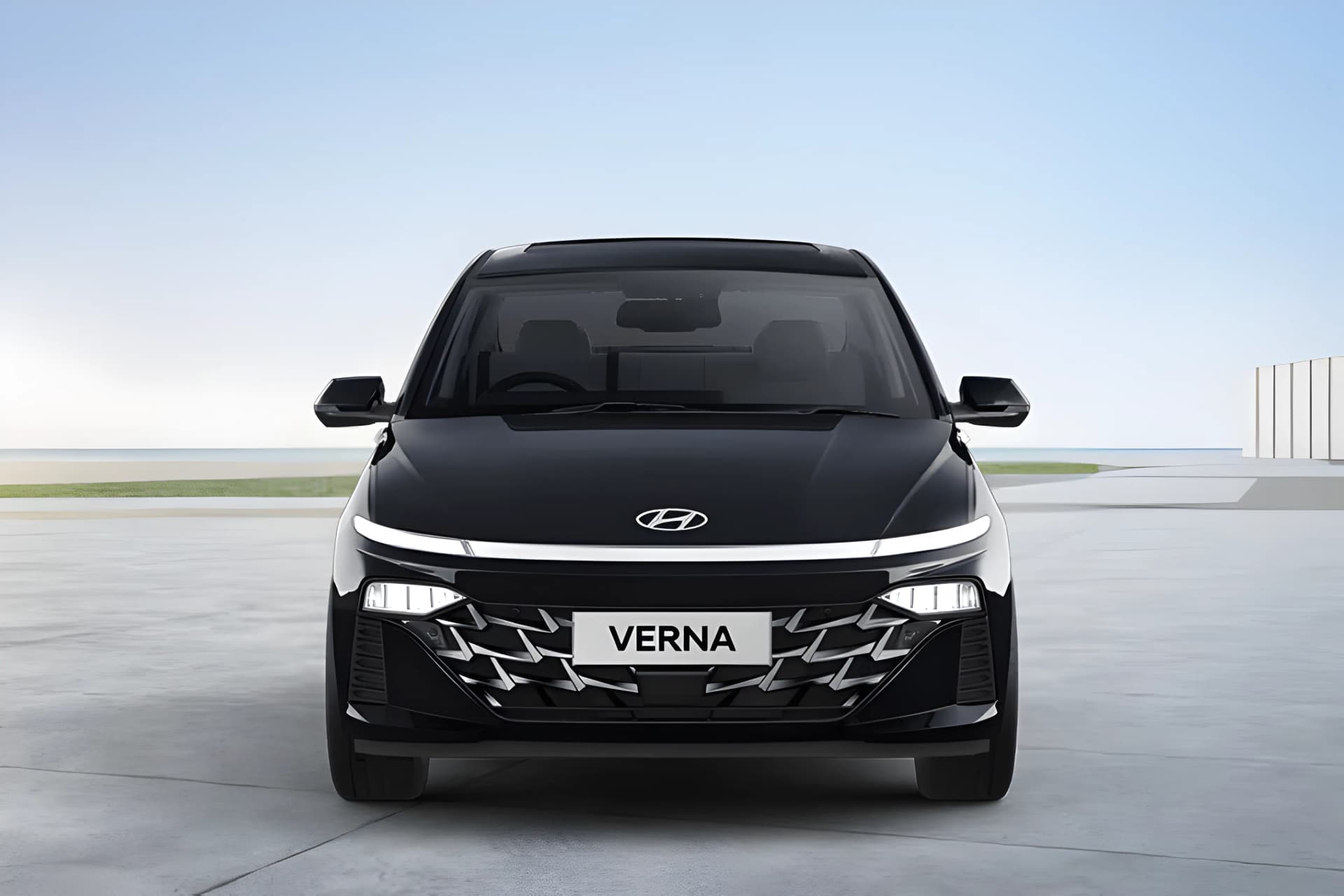 Hyundai Verna Front View