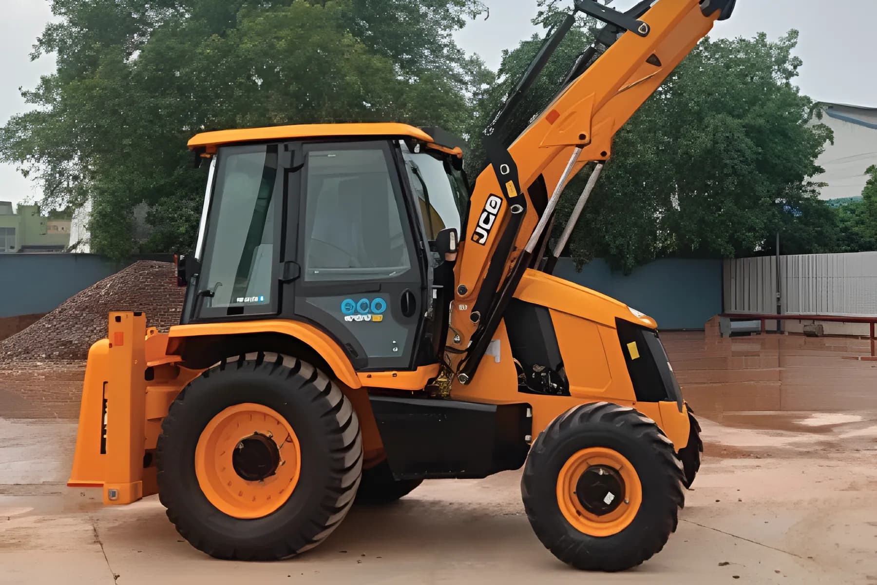 JCB 3DXL Plus Bucket Cylinder View