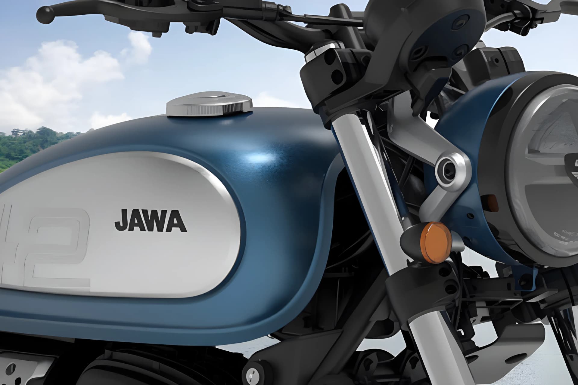 Jawa 42 Fuel Tank View