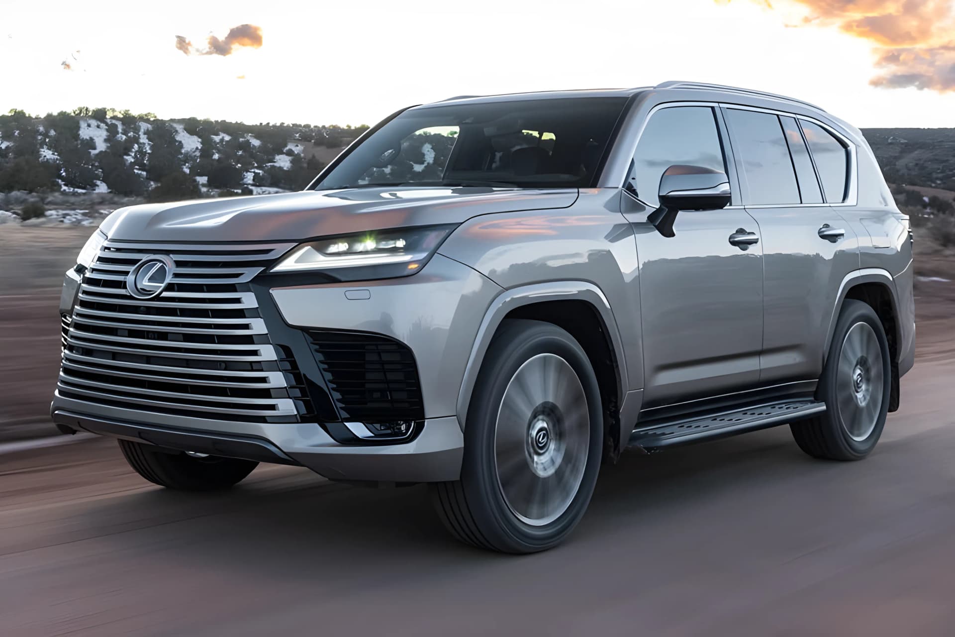 Lexus LX Headlamp View