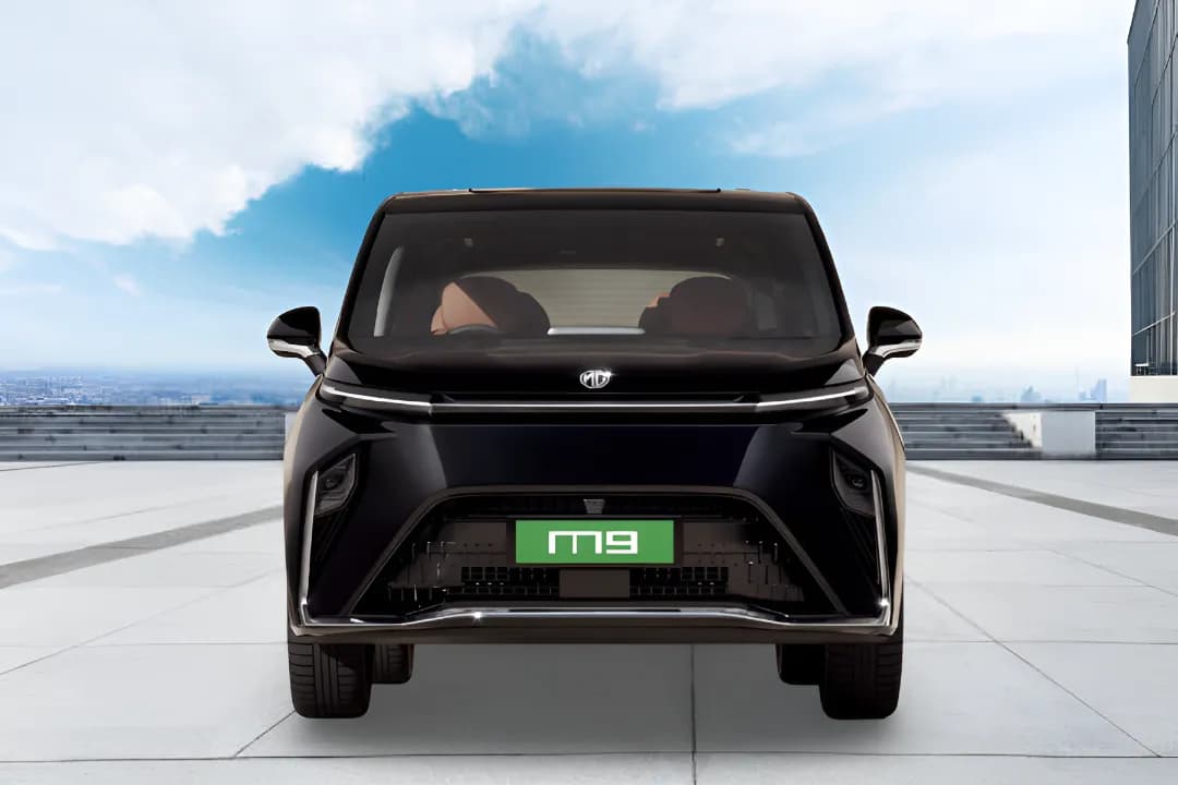 MG M9 EV Front View