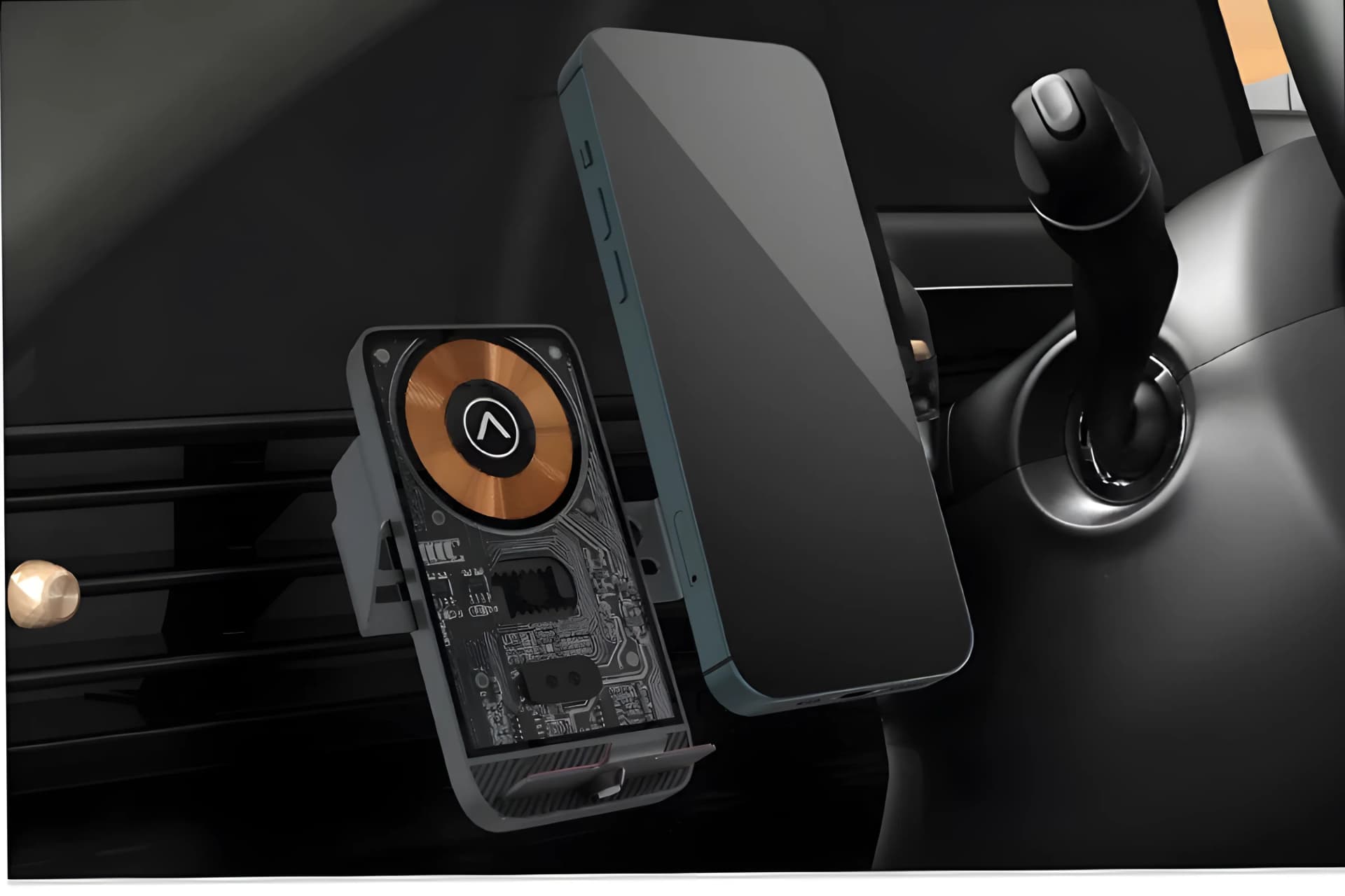 MG Windsor EV Wireless Mobile Charger View
