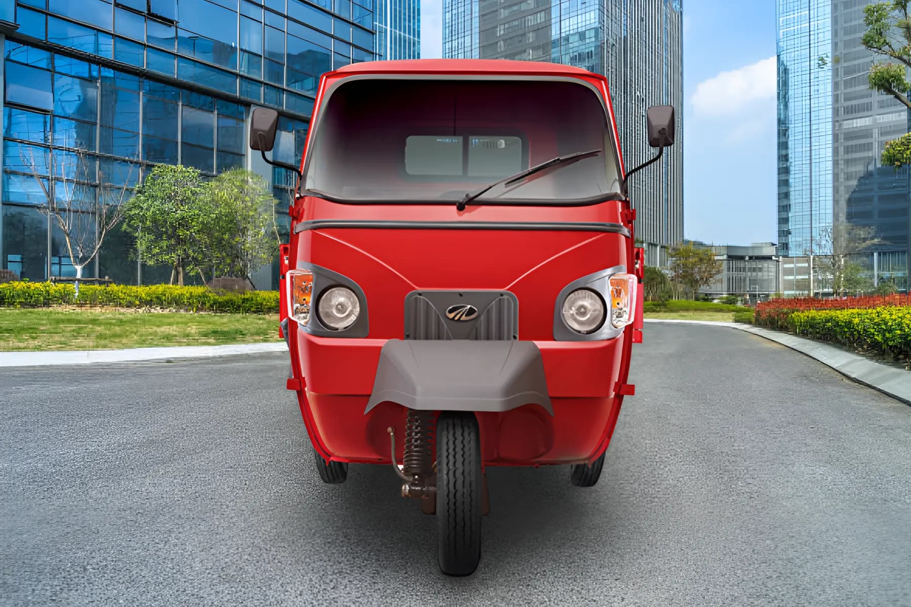 Mahindra Alfa Plus Front View
