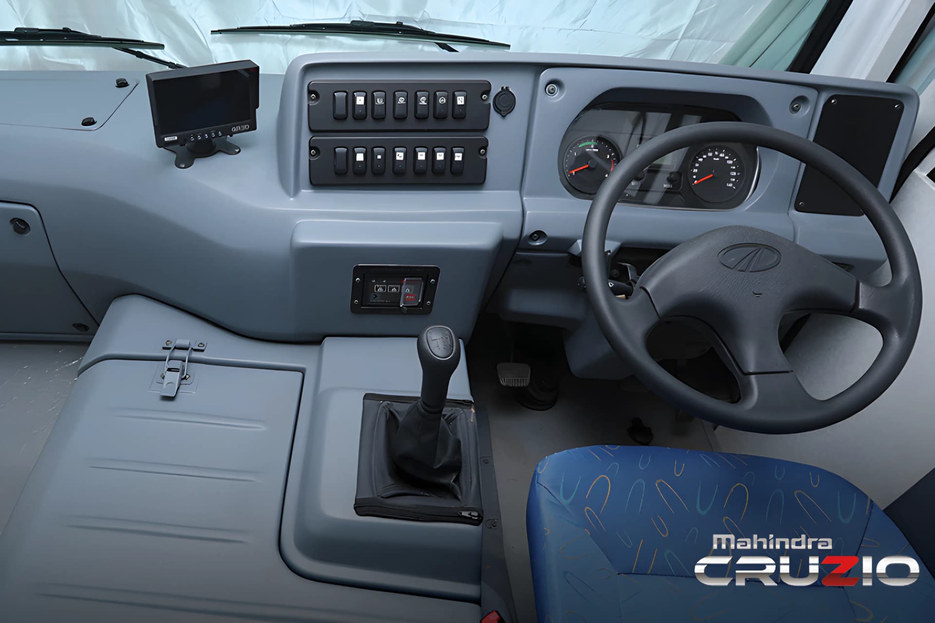 Mahindra Cruzio Staff Steering Wheel View