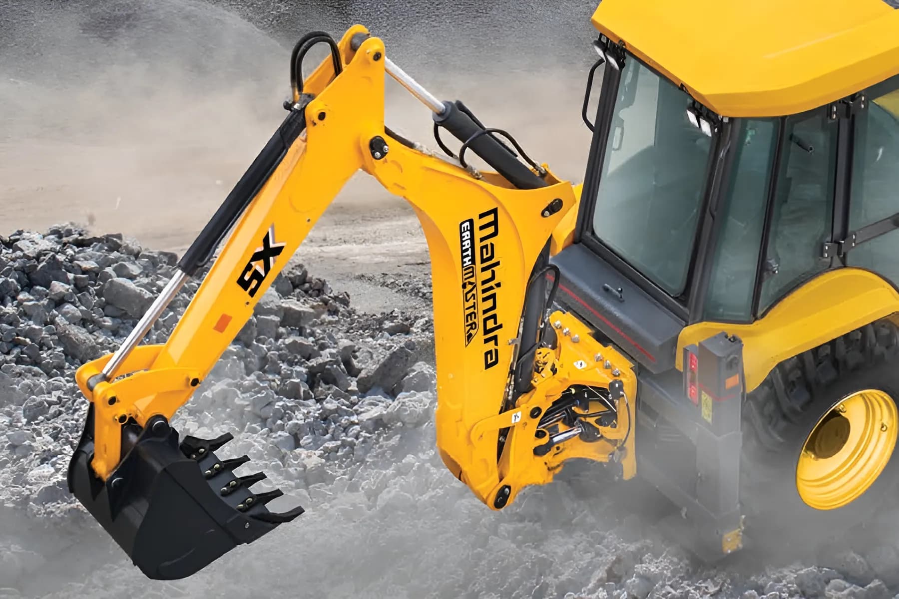 Mahindra Earthmaster SX Smart 50 Backhoe Bucket View