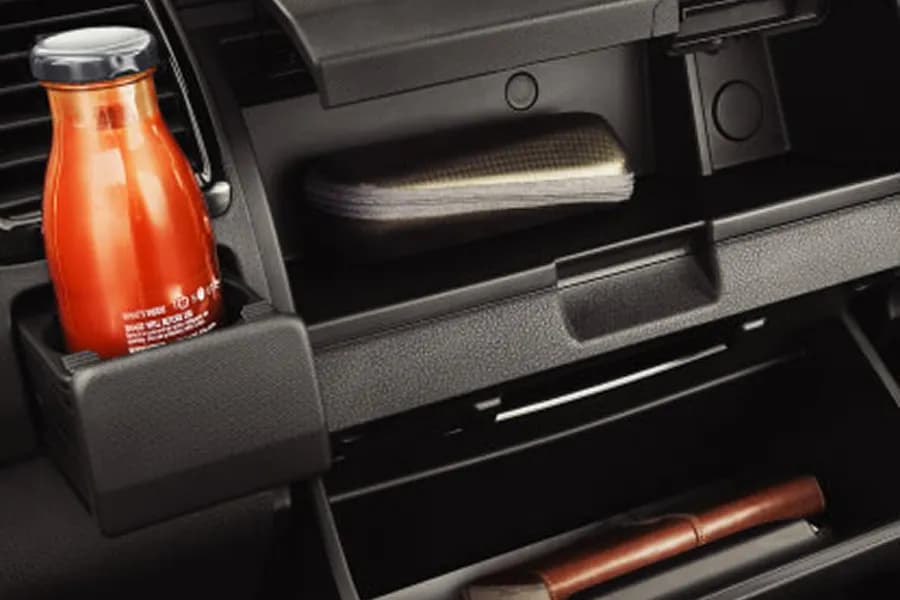 Mahindra Supro Profit Truck CNG Duo Dashboard Storage & Cup Holder View