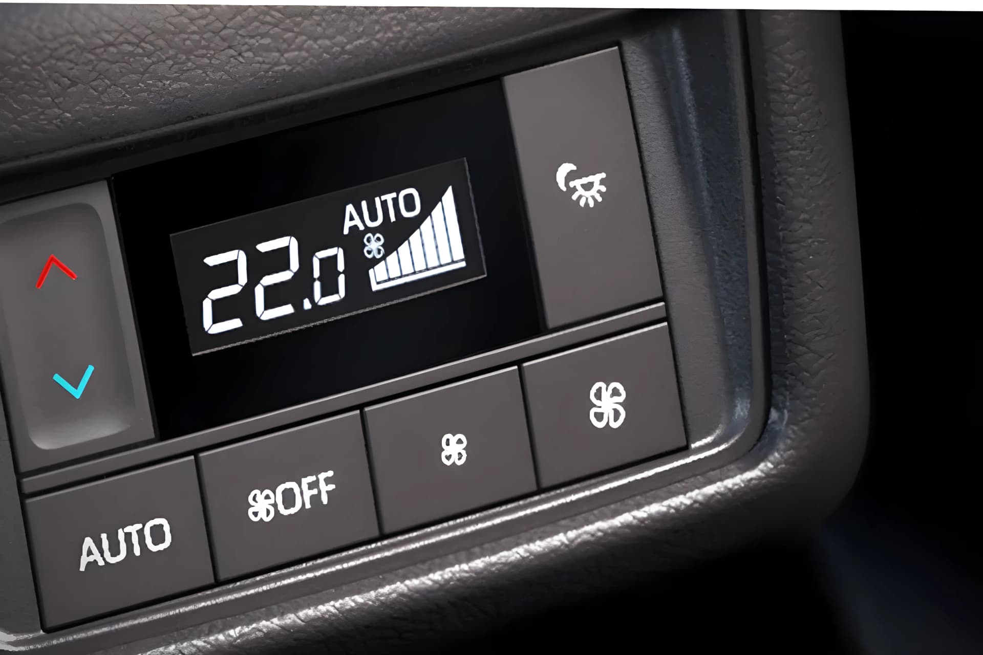 Maruti Suzuki Invicto Touch Screen View