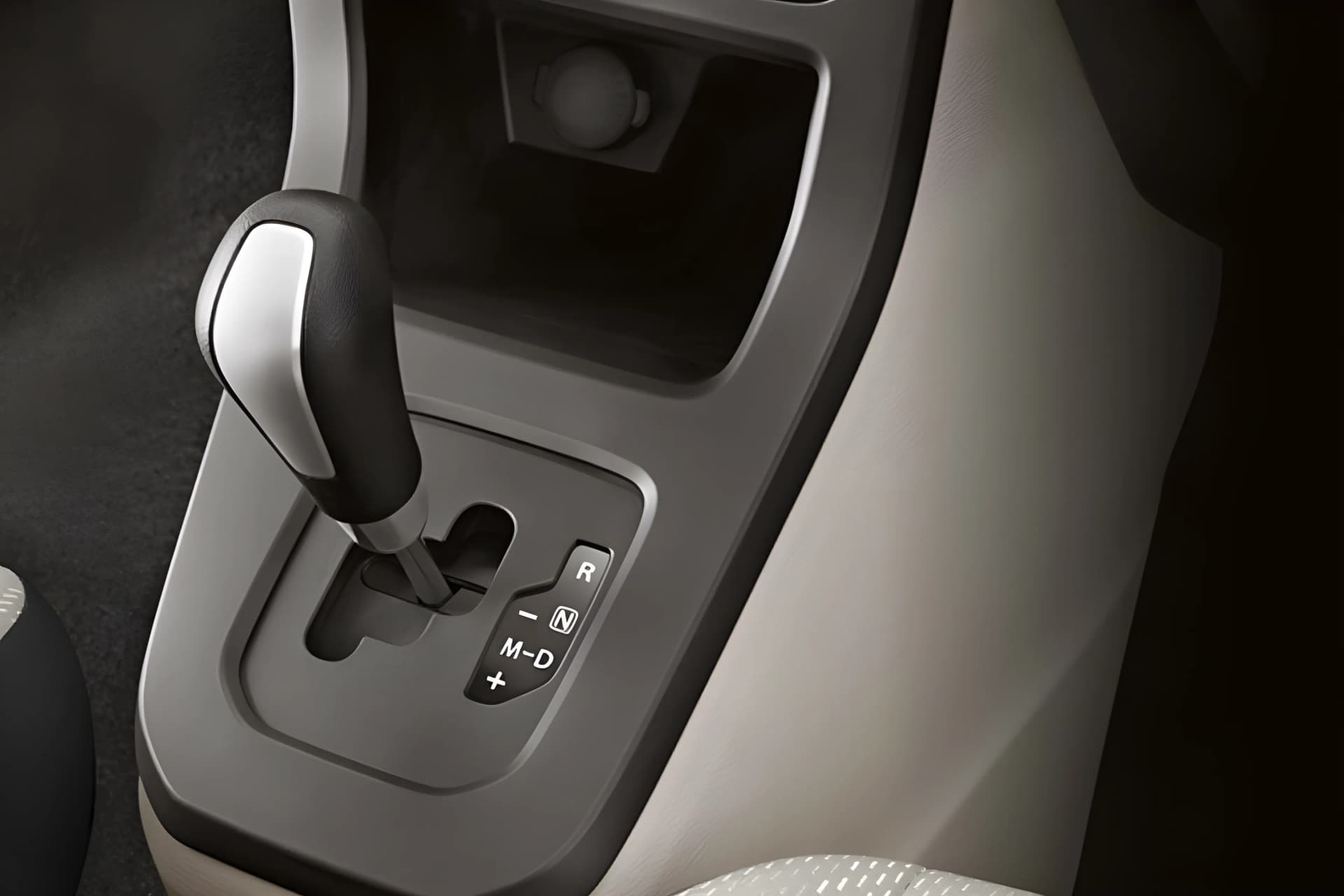Maruti Suzuki WagonR Gear Shifter View