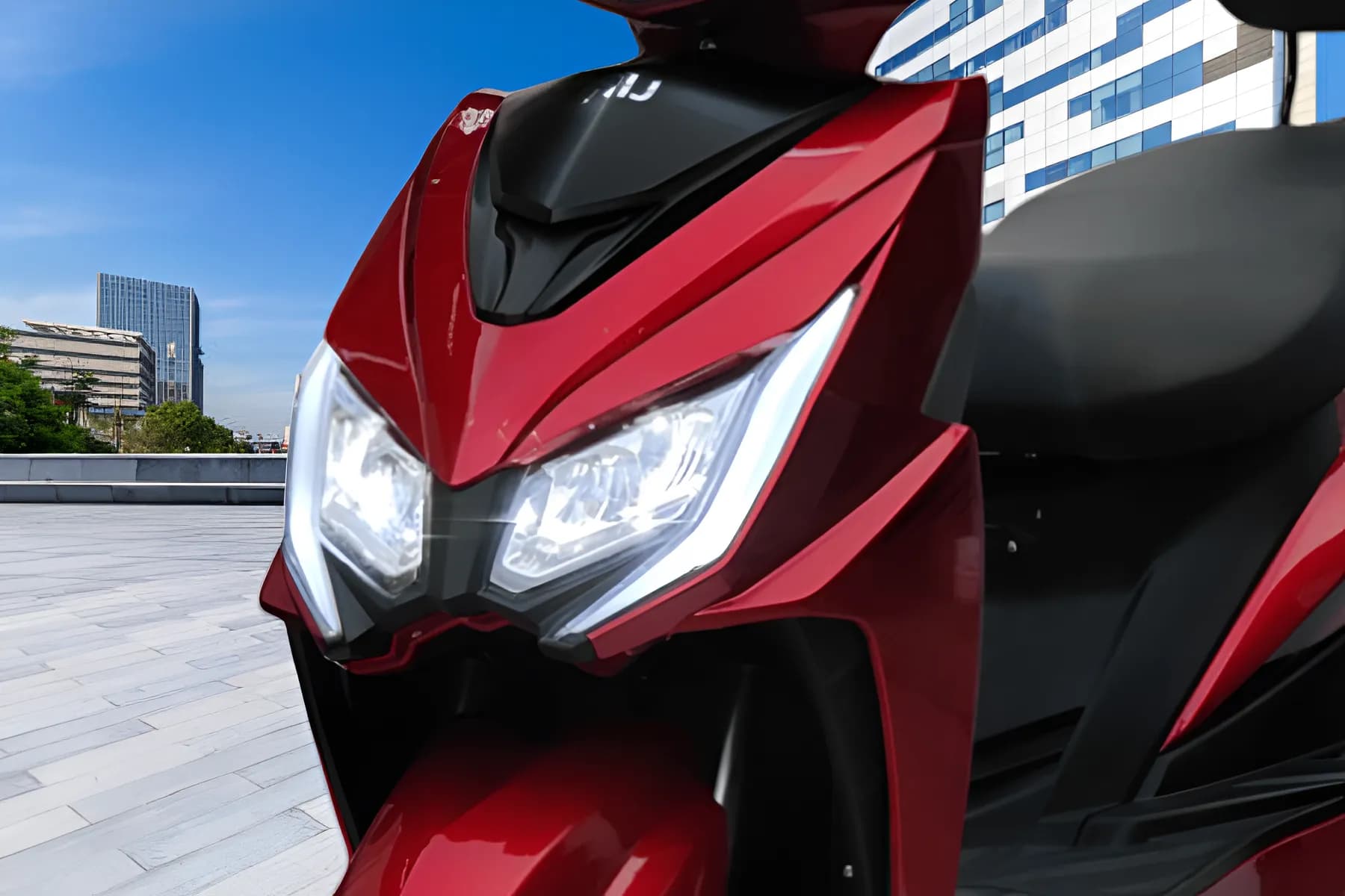 Nij Automotive Accelero Plus Headlight View
