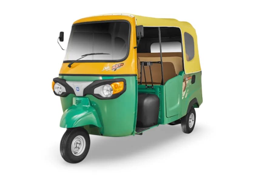 Piaggio Ape NXT Plus Green color