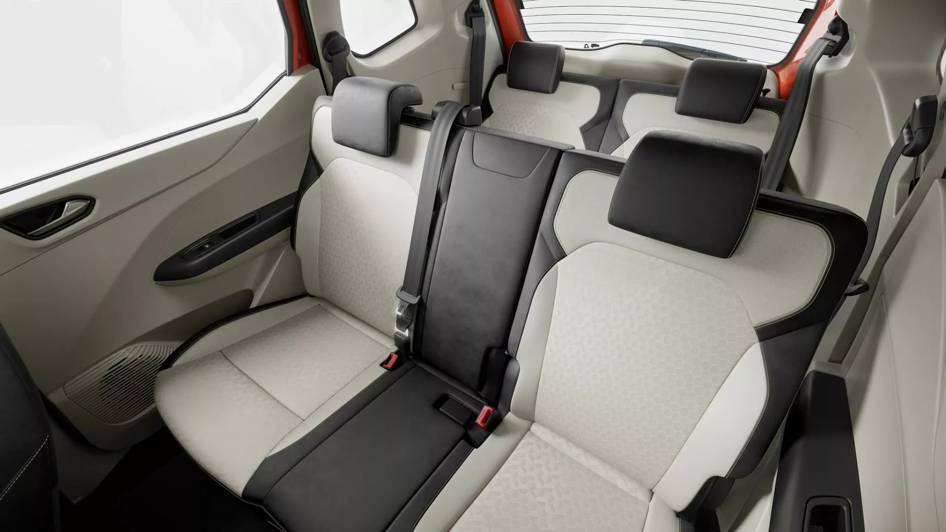 Renault Triber Seat View