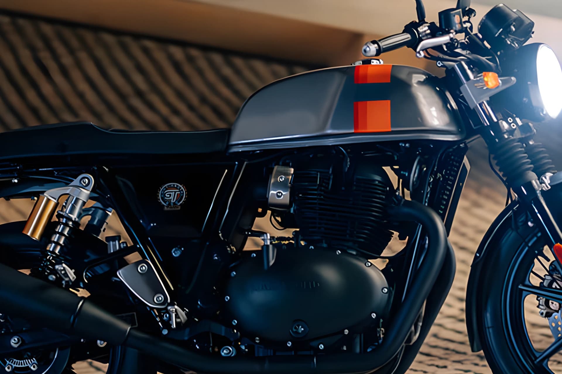 Royal Enfield Continental GT 650 Fuel Tank View