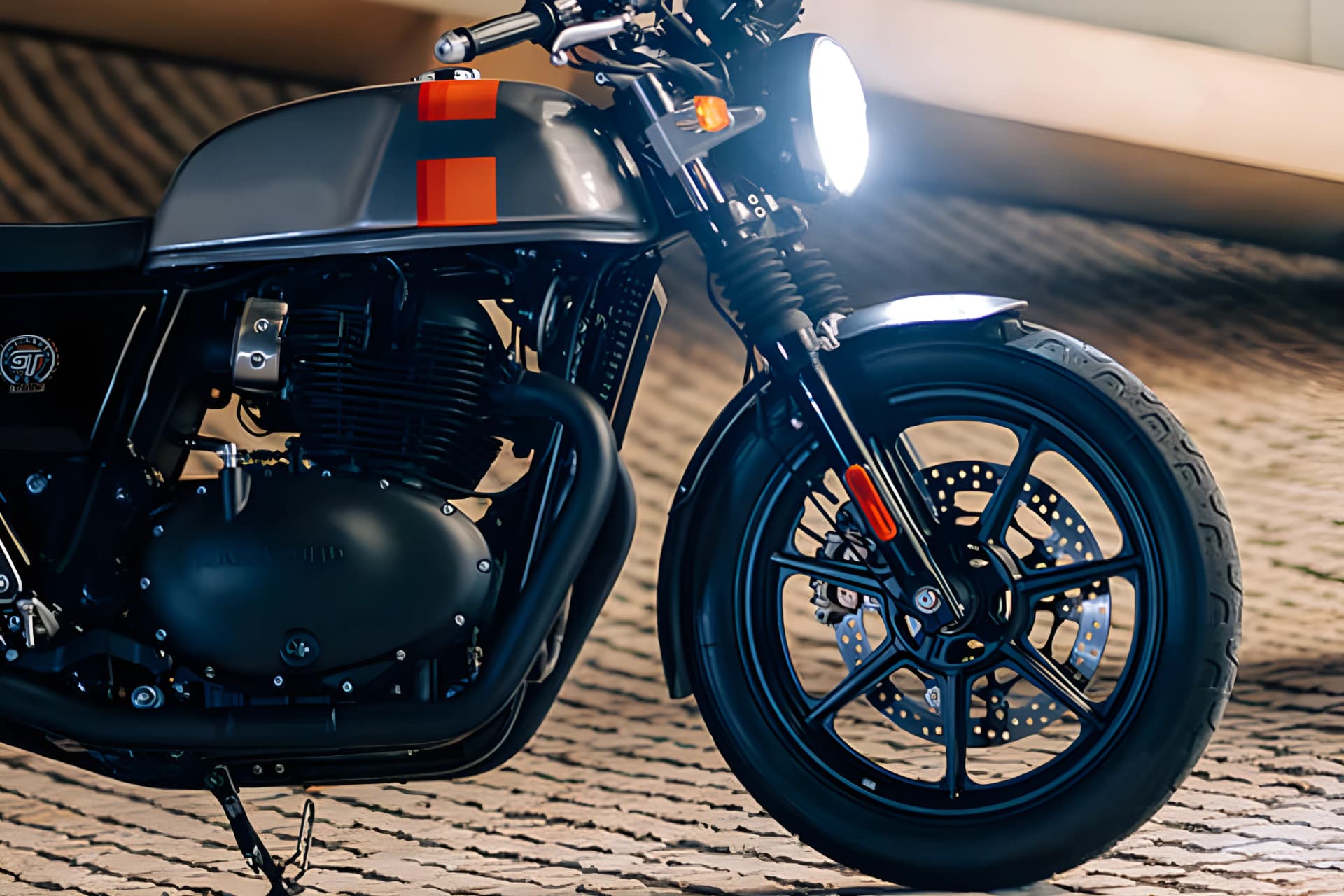 Royal Enfield Continental GT 650 Front Wheel View