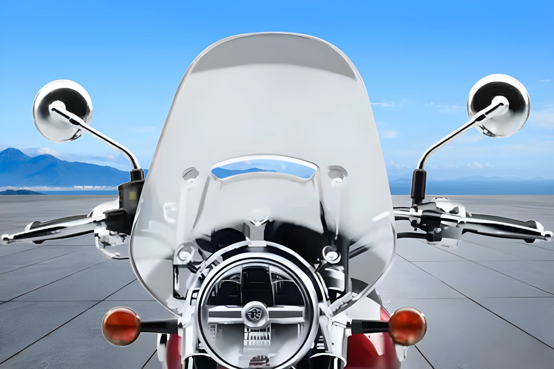 Royal Enfield Super Meteor 650 Windshield View