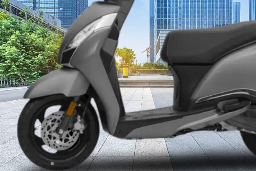 TVS Jupiter 125 Front Wheel & Disc Brake View