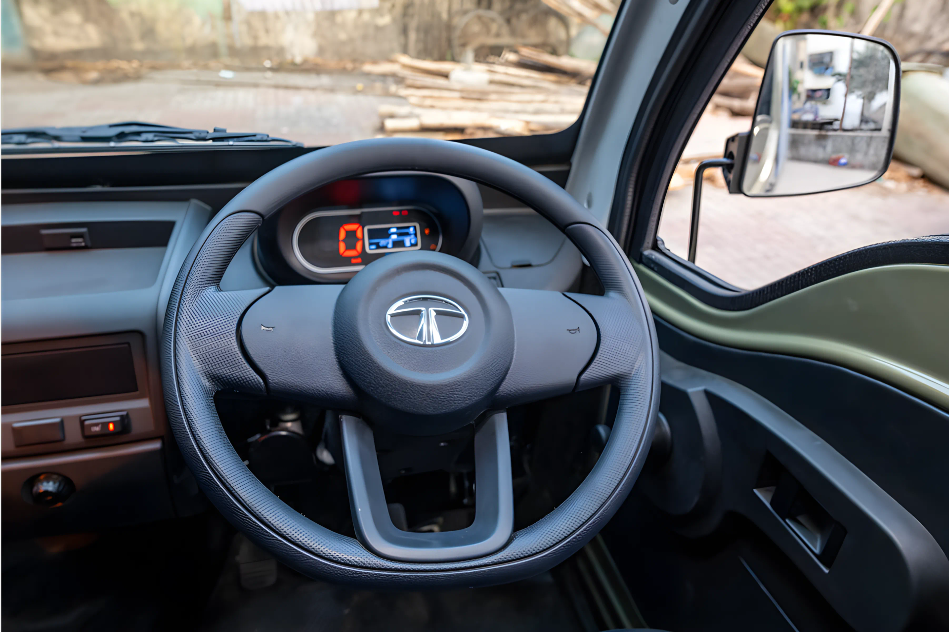 Tata Ace Gold CNG 2.0 Side Mirror View