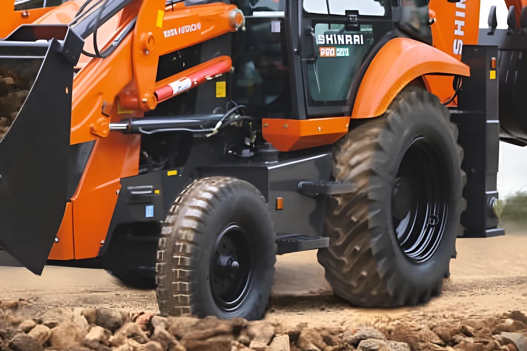 Tata Hitachi Shinrai Pro Loader Lift Cylinder View