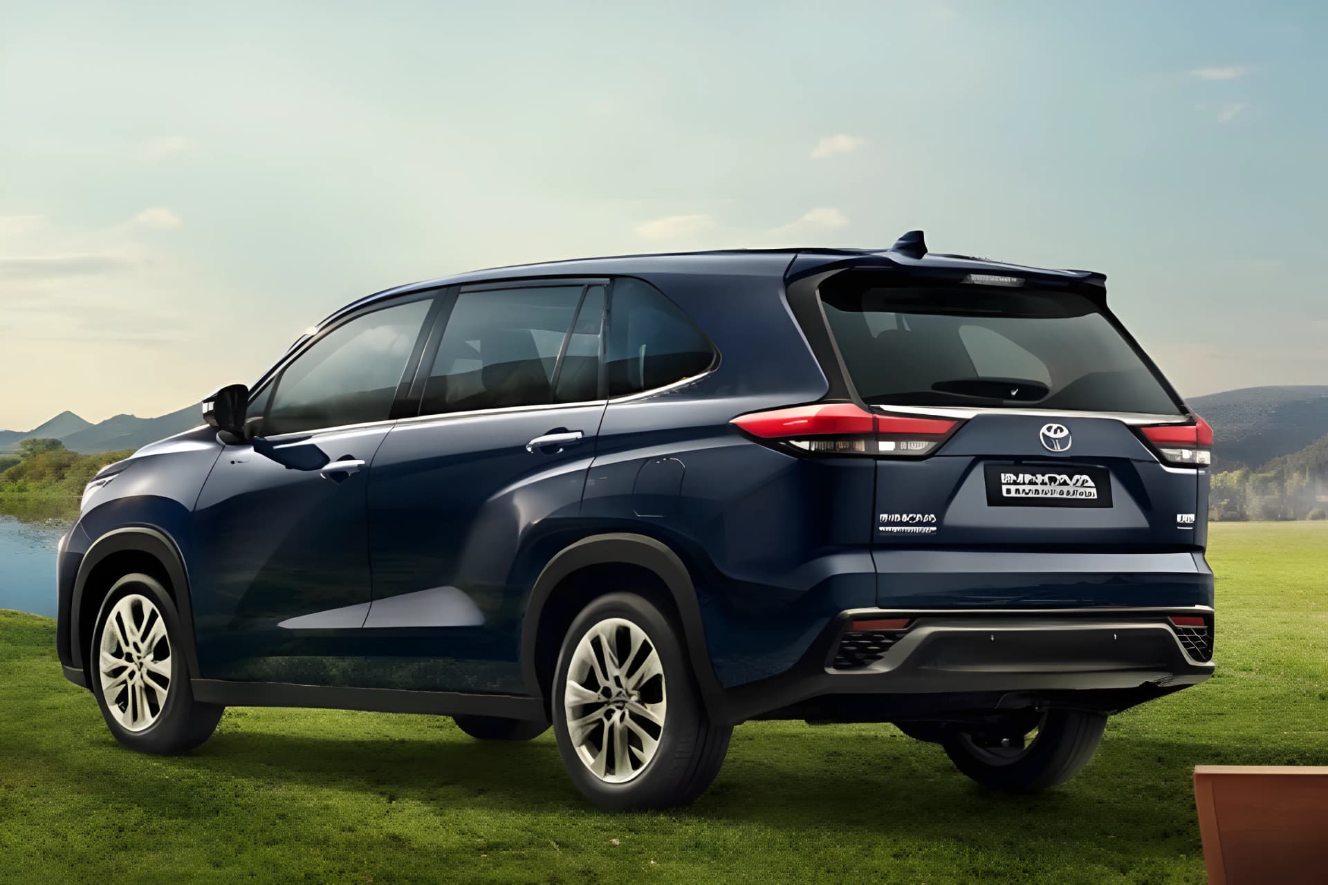 Toyota Innova Hycross Rear Left View